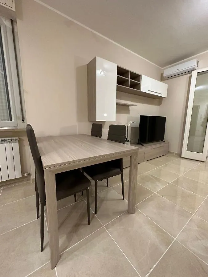 Desenzanino Apartment Twelve Desenzano del Garda